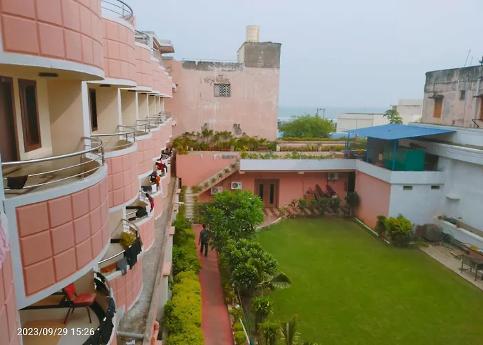 Hotel Gajapati ! Puri Near Sea-Beach-Sea-View-Room-And-Temple-Fully-Air-Conditioned-Hotel With Garden-And-Parking-Facility