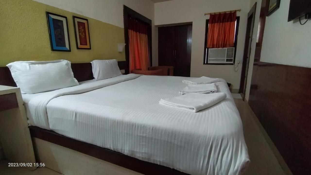 Gajapati ! Near Sea-beach-sea-view-room-and-temple-fully-air-conditioned-hotel With Garden-and-parking-facility Hotel